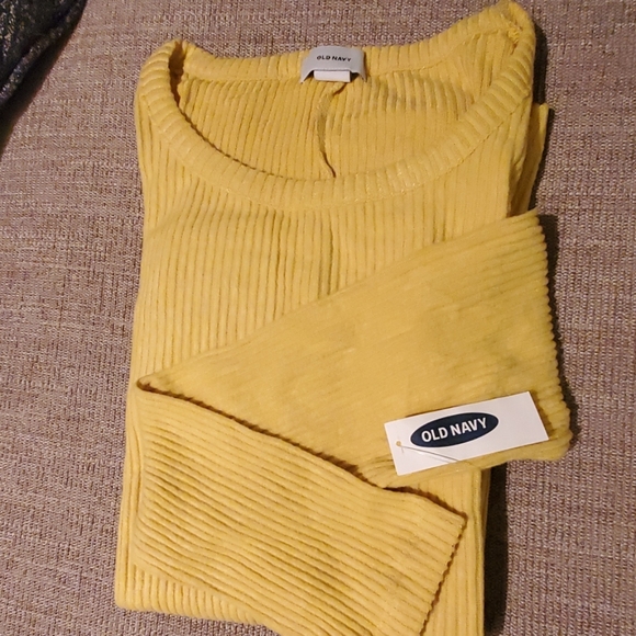 New Old Navy Plush Tib Tee - Picture 3 of 3